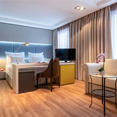 Hotel Innside Old Town 4*