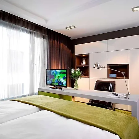 Innside Old Town Hotel 4*