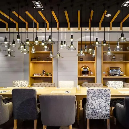 Innside Old Town Otel 4*