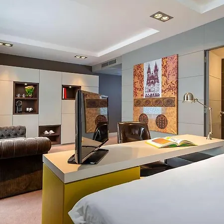 Otel Innside Old Town