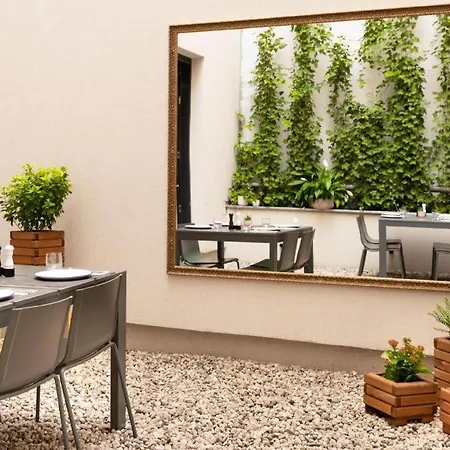 Innside Old Town מלון 4*