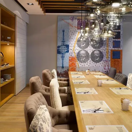 Innside Old Town 4* פראג