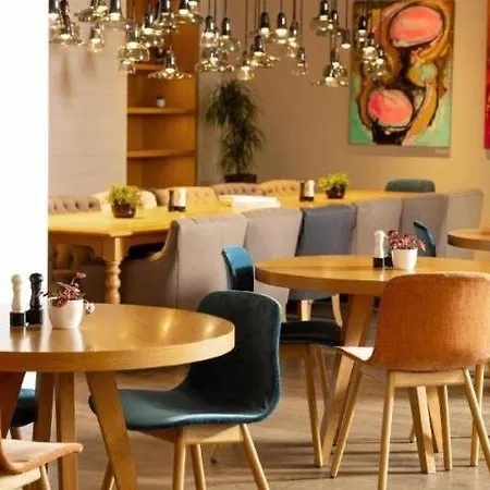 Innside Old Town 4*